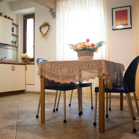 L'apostolo E Il Navarca * Ortona