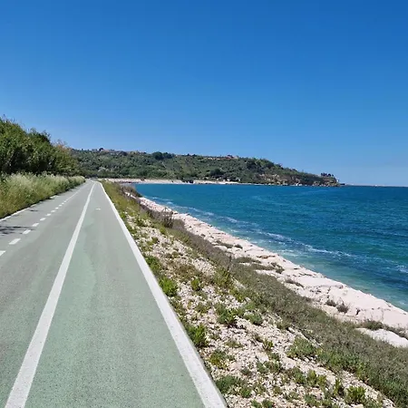 Tatil Evi L'apostolo E Il Navarca *