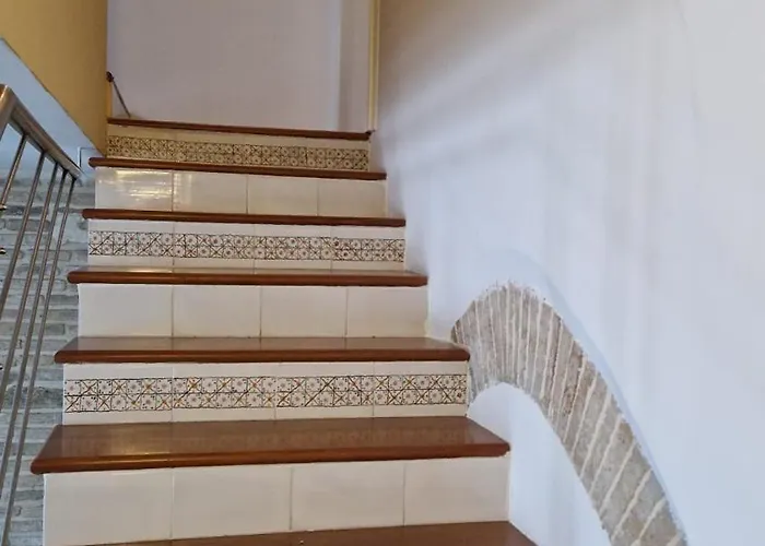 L'apostolo E Il Navarca Tatil Evi *