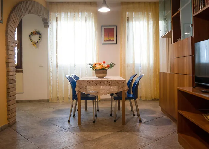 Tatil Evi L'apostolo E Il Navarca