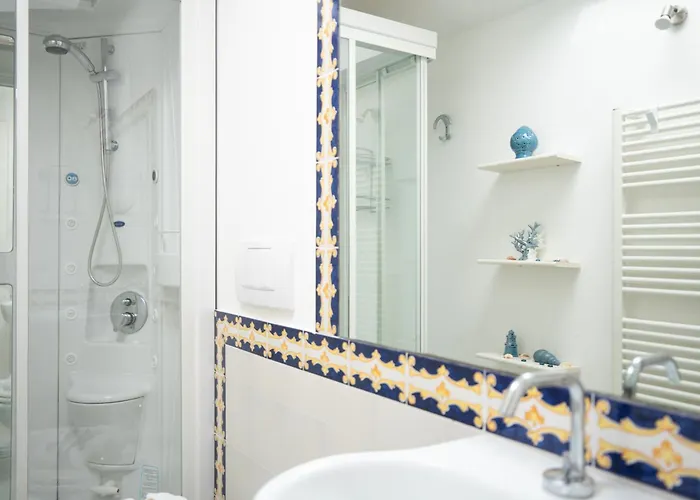 Tatil Evi L'apostolo E Il Navarca *