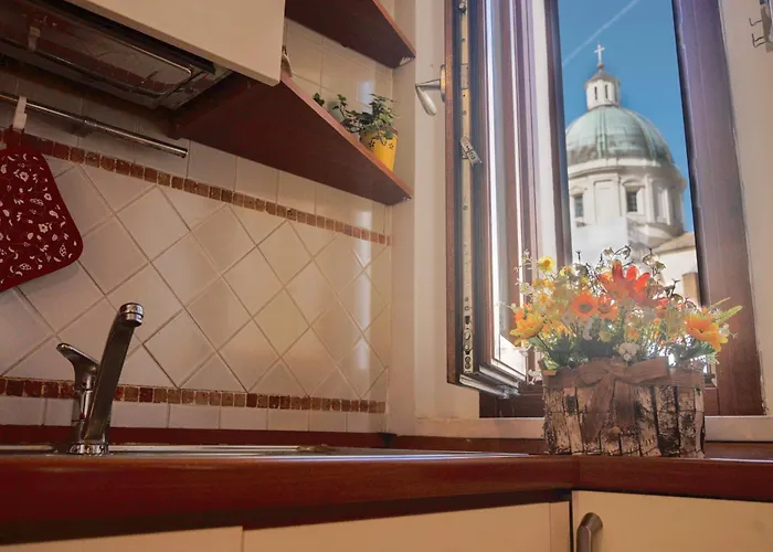 L'apostolo E Il Navarca * Ortona